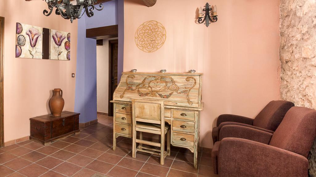 Apartamentos Los Aljezares Gea de Albarracín Extérieur photo